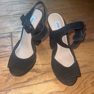 Steve Madden suede black heel